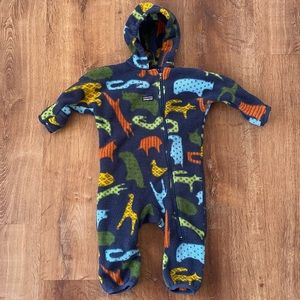 Patagonia fleece 24M 2T onesie bunting